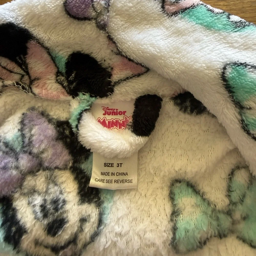 Disney White Minnie Mouse Fleece Robe with Pastel Bows - Picture 10 of 10